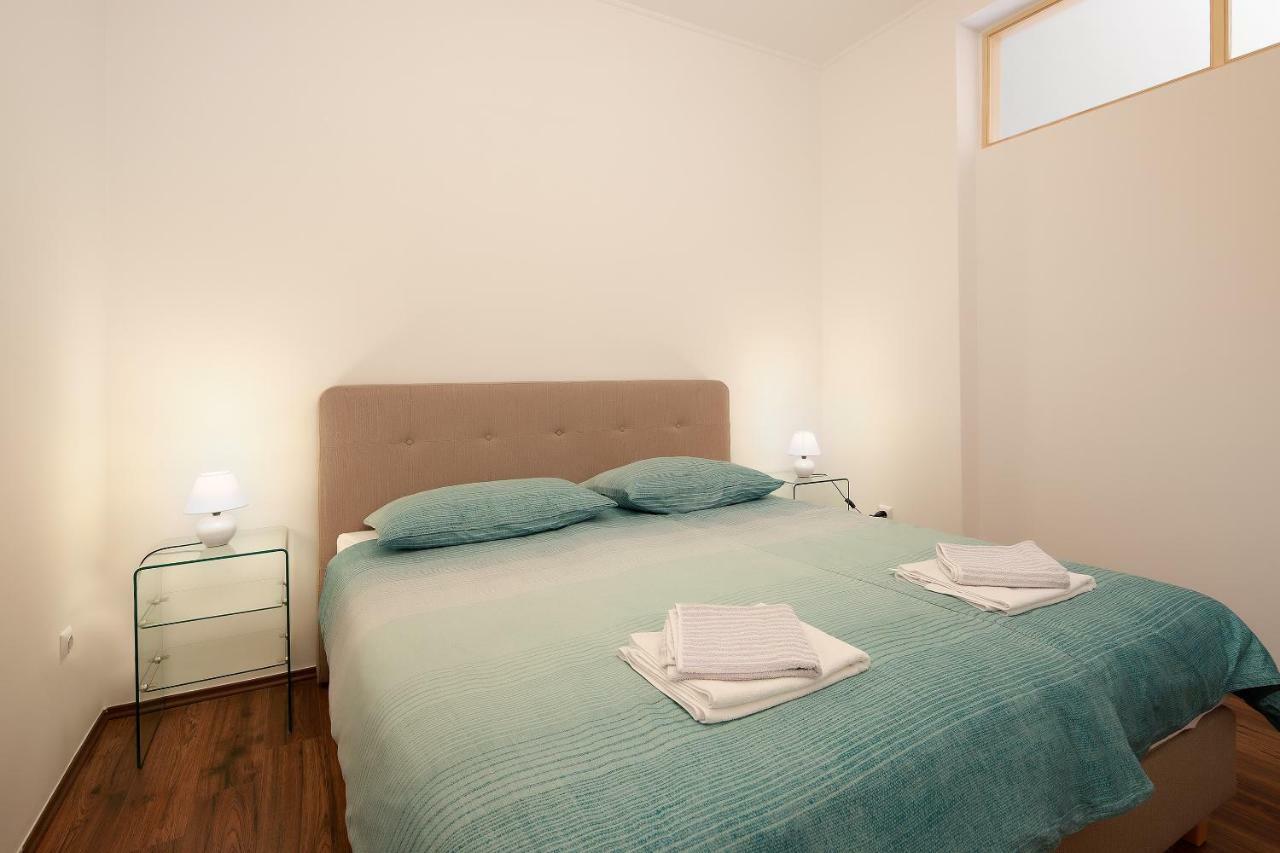 Apartments Galboka 内里吉恩 外观 照片