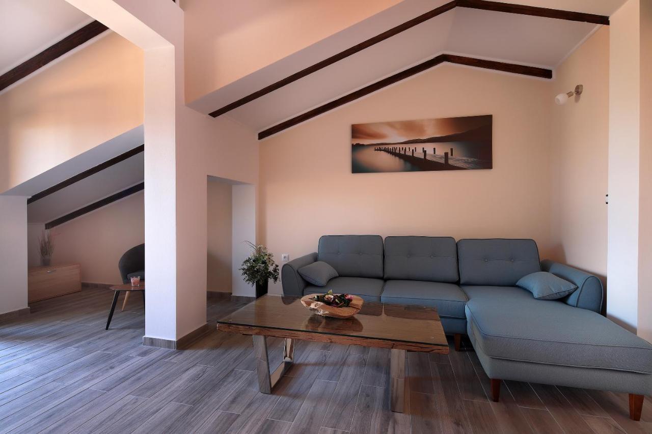 Apartments Galboka 内里吉恩 外观 照片