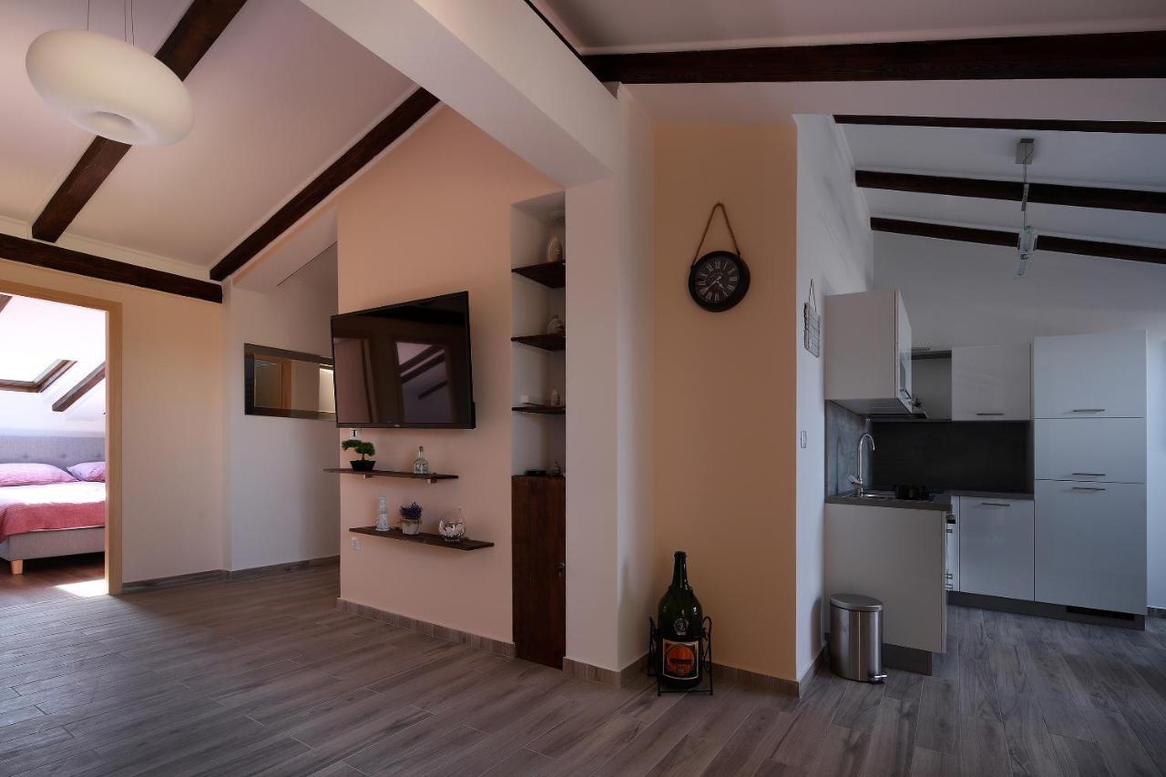Apartments Galboka 内里吉恩 外观 照片